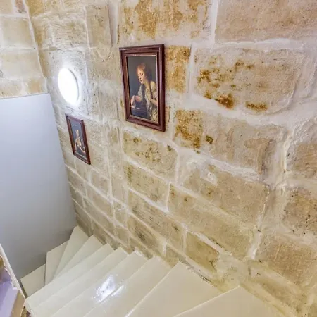 Appartement Homey In The Heart Of Qormi Village *