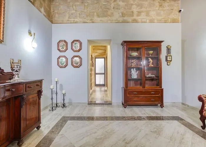 Homey In The Heart Of Qormi Village * Santa Vennera